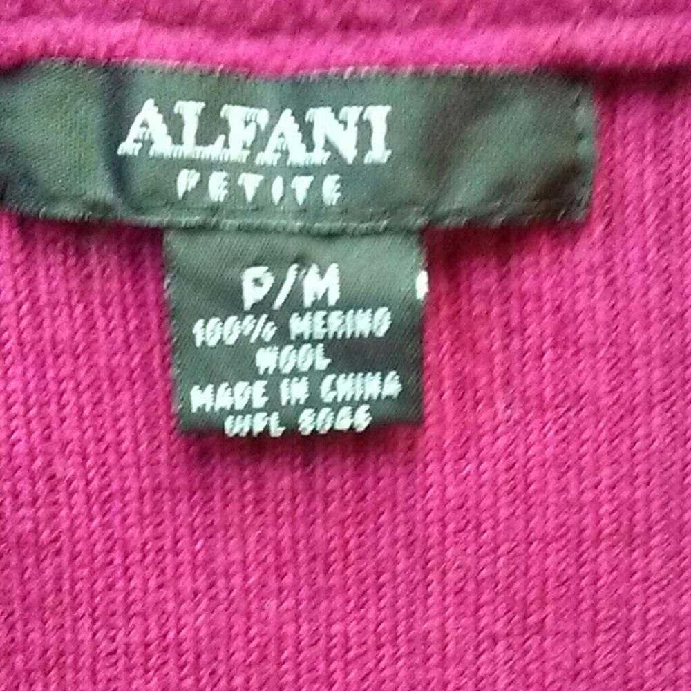 Spring sweater - Picture 2 of 2